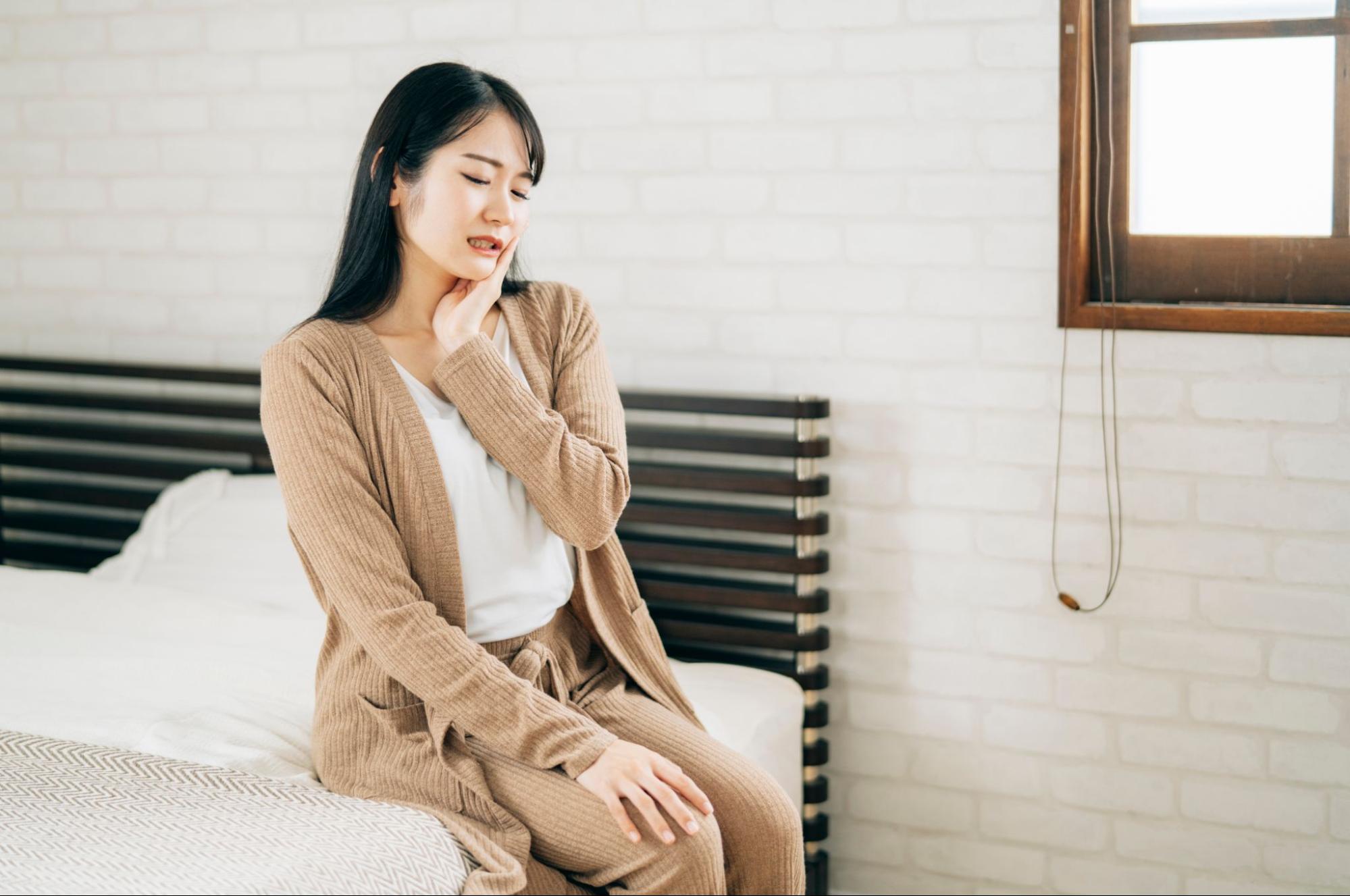 歯ぎしり・食いしばりの症状と影響